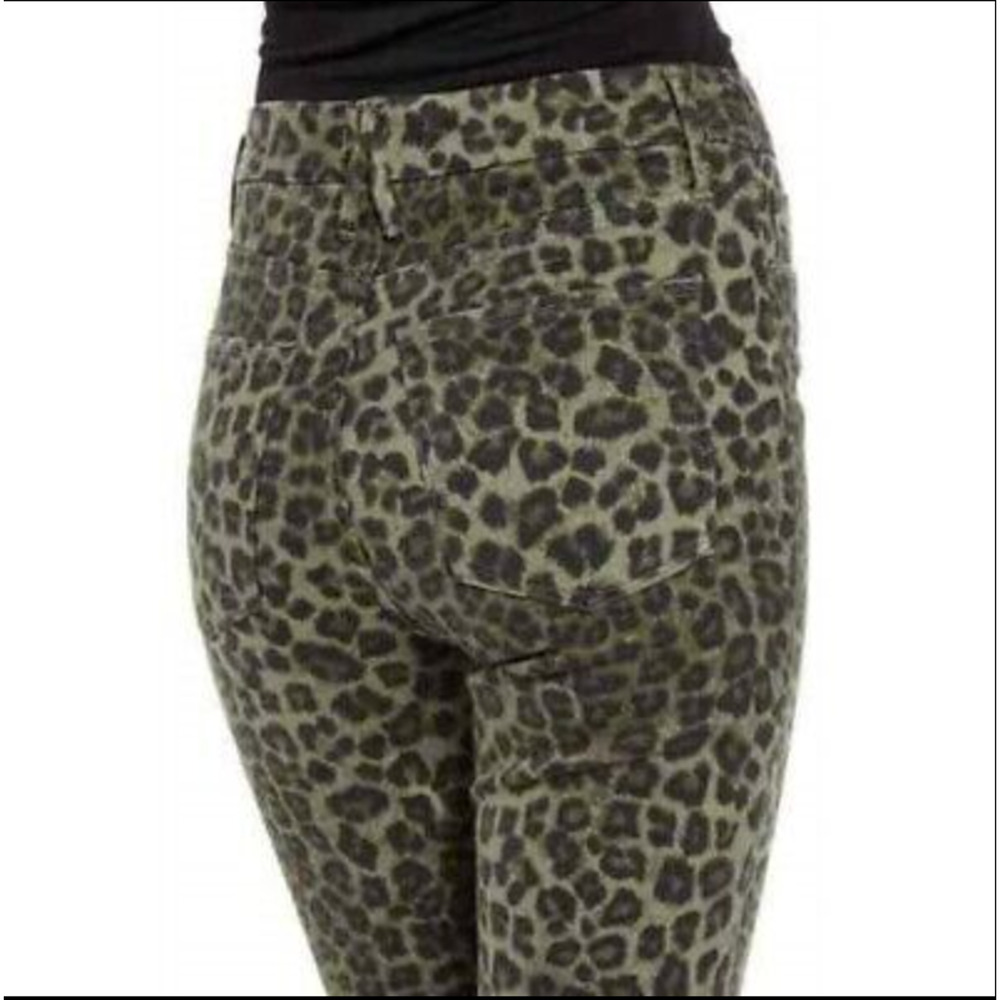 GOOD AMERICAN NWT Good Waist Crop in Sage Leopard Animal Print // 6 - Picture 3 of 11